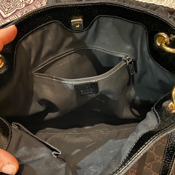 Gucci GG Shoulder Bag - Picture 3 of 15